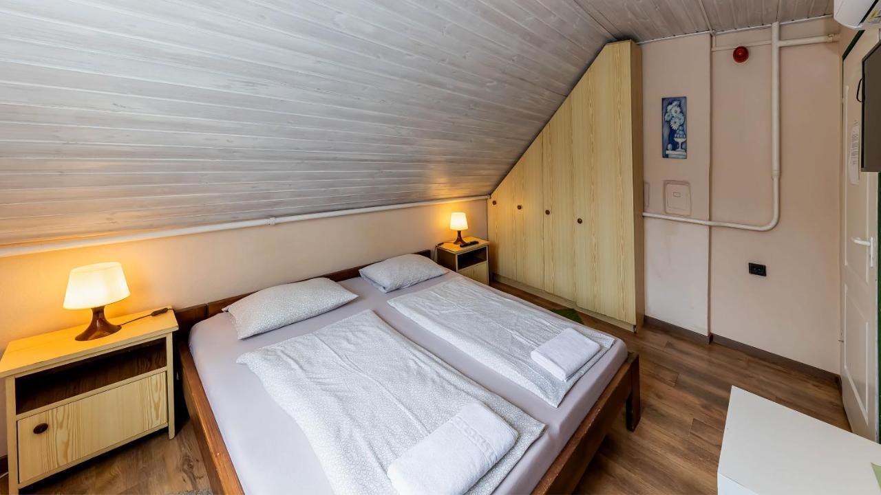 Csillagtura Panzio Bed & Breakfast Eger Exterior photo
