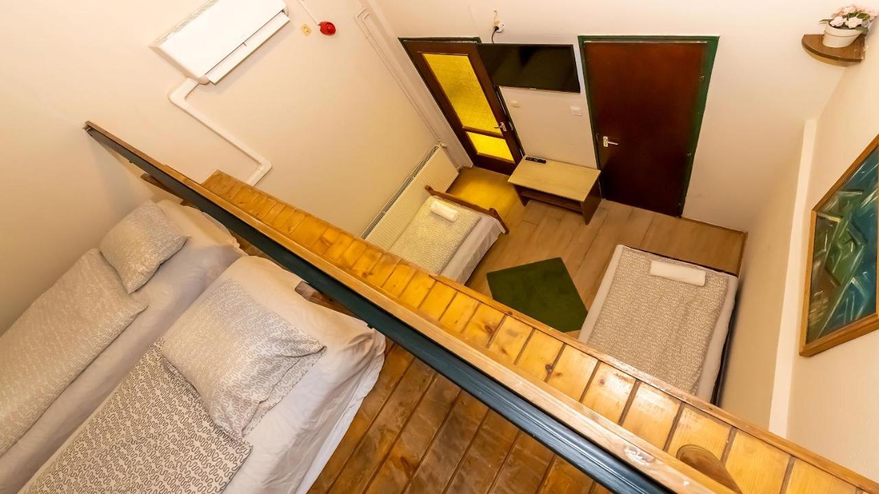 Csillagtura Panzio Bed & Breakfast Eger Exterior photo
