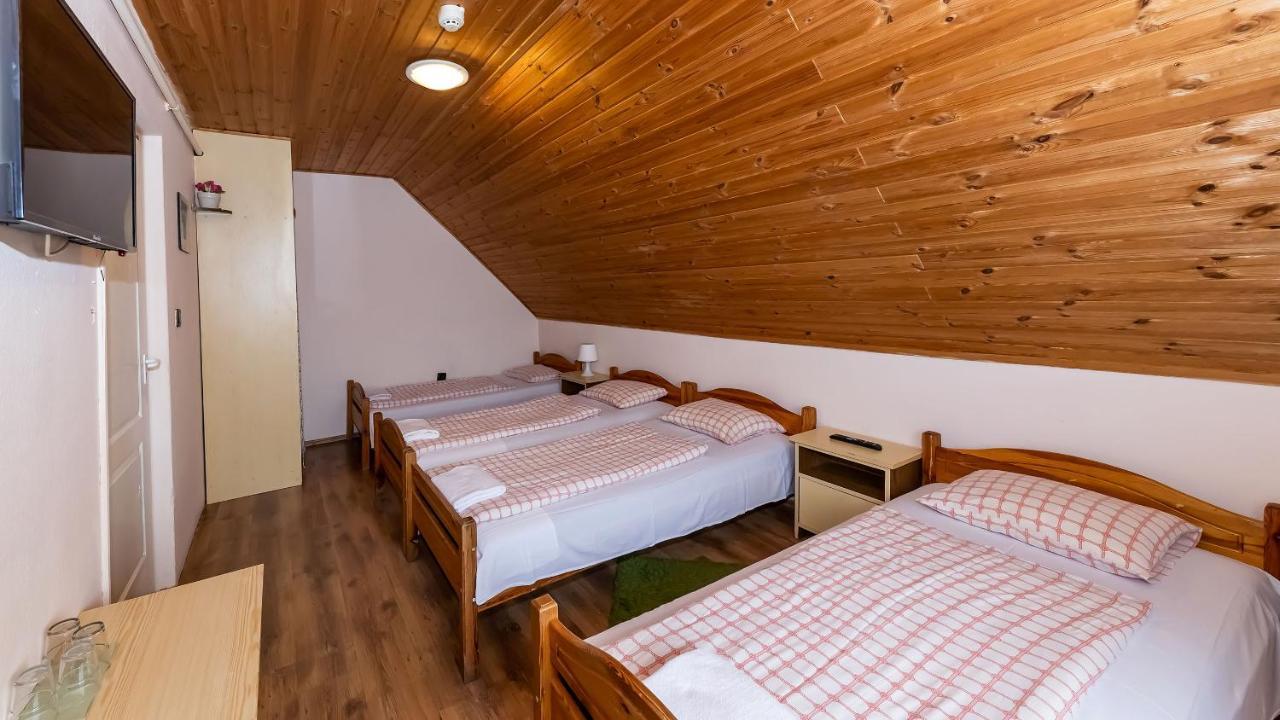 Csillagtura Panzio Bed & Breakfast Eger Exterior photo