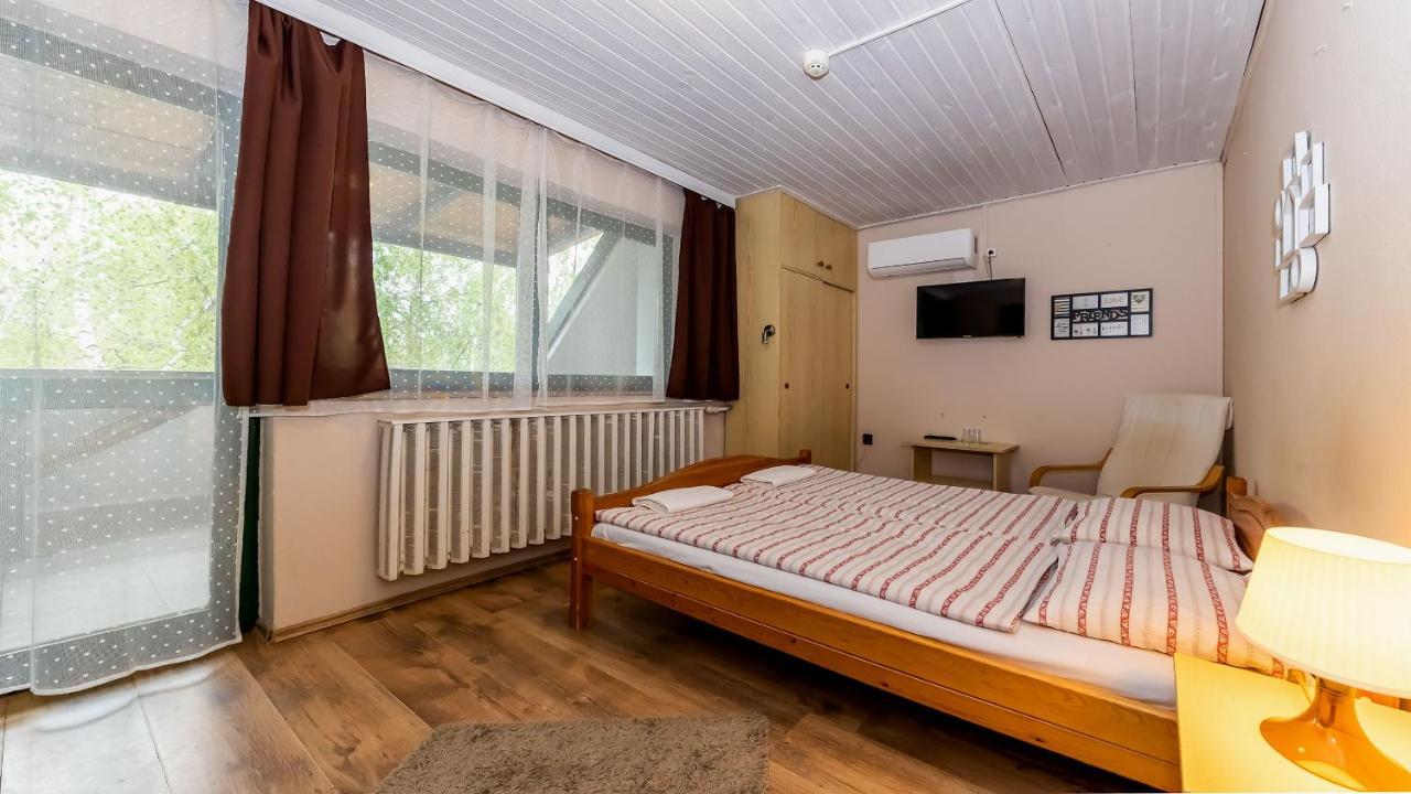 Csillagtura Panzio Bed & Breakfast Eger Exterior photo