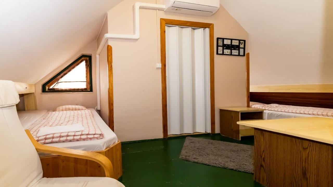 Csillagtura Panzio Bed & Breakfast Eger Exterior photo