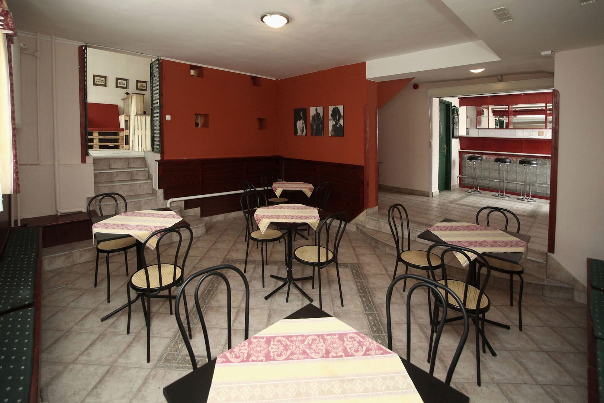 Csillagtura Panzio Bed & Breakfast Eger Exterior photo
