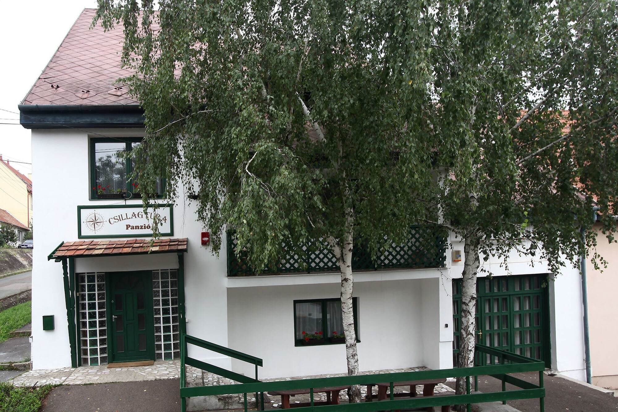 Csillagtura Panzio Bed & Breakfast Eger Exterior photo